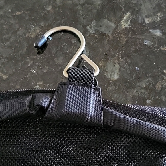 Eddie Bauer Men's Luggage Hanging Toiletry Bag Black BRAND NEW - Picture 11 of 11